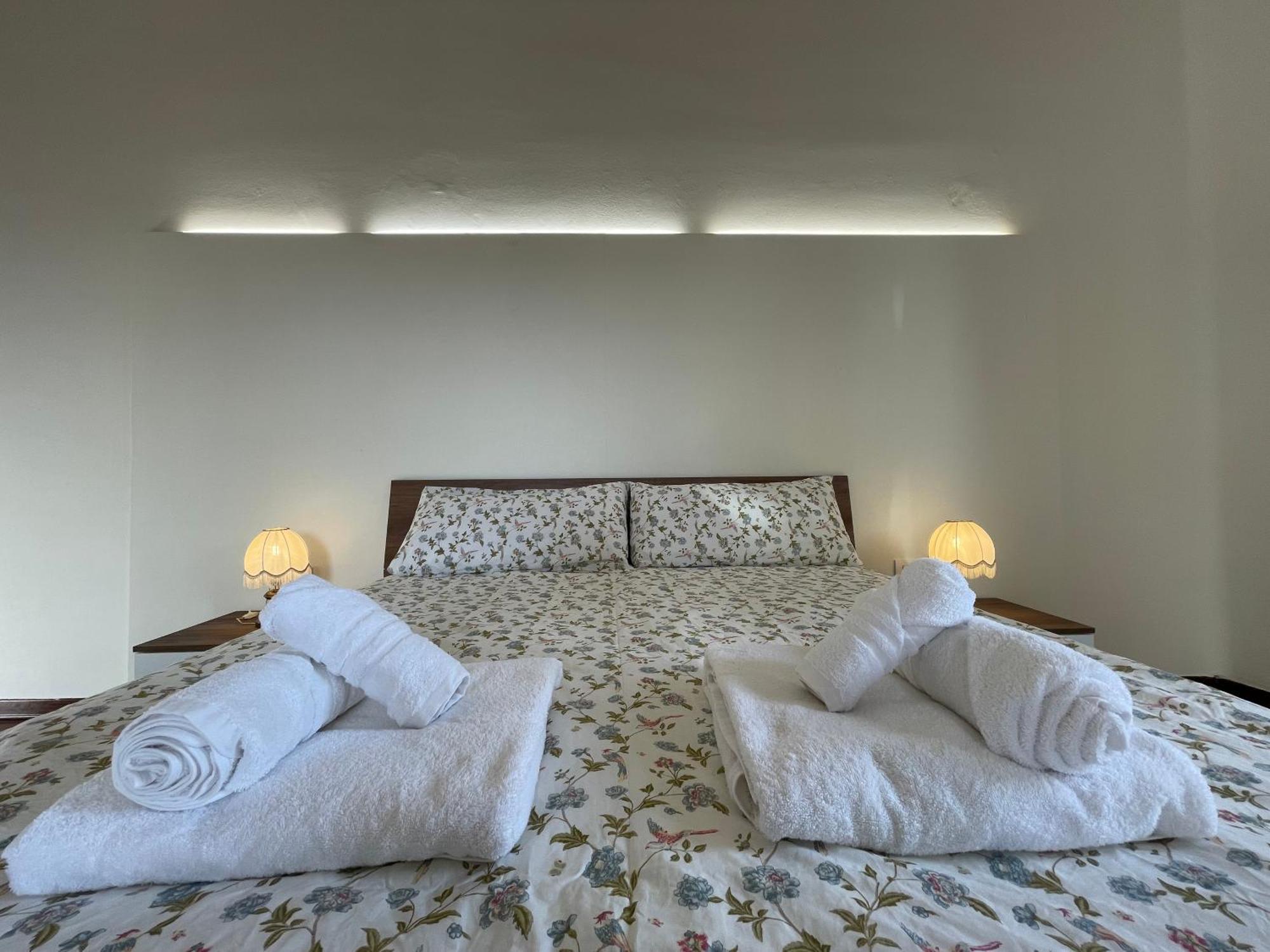 Bg Central Royal Suite Con Parcheggio - Vista Citta Alta بيرغامو المظهر الخارجي الصورة